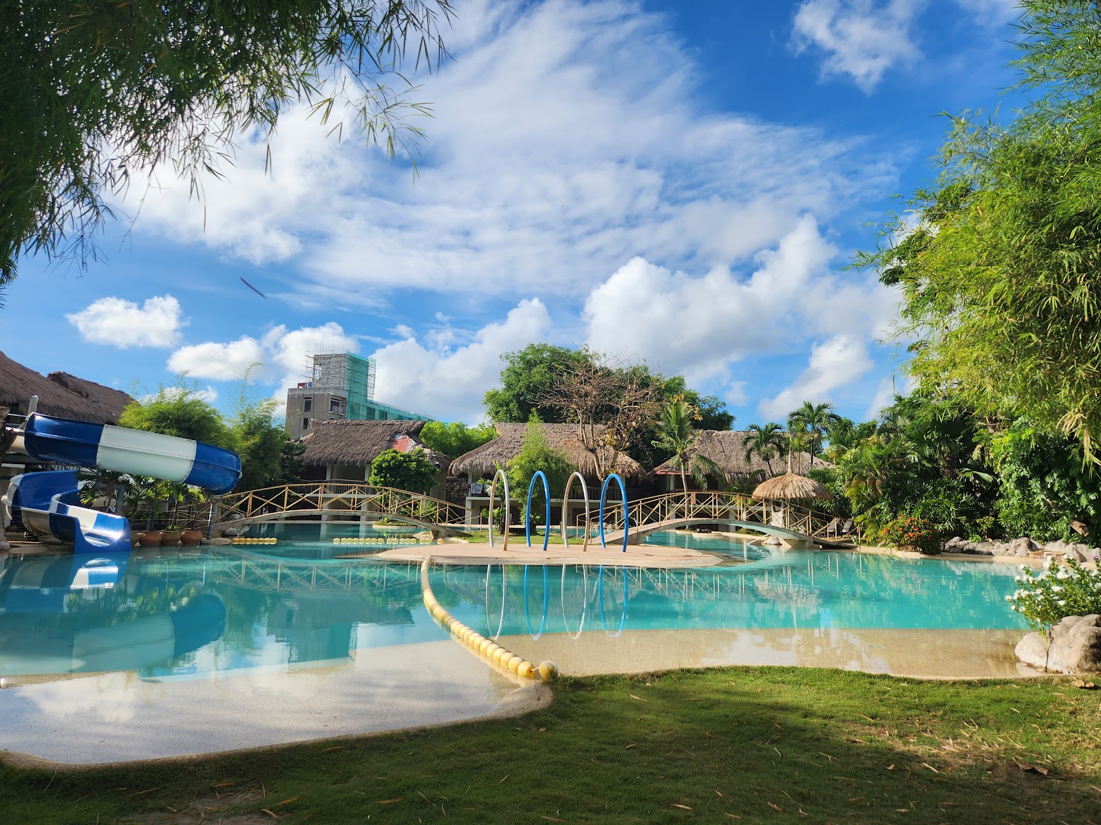 מלונות בפיליפינים 34 Bluewater Maribago — Philippines