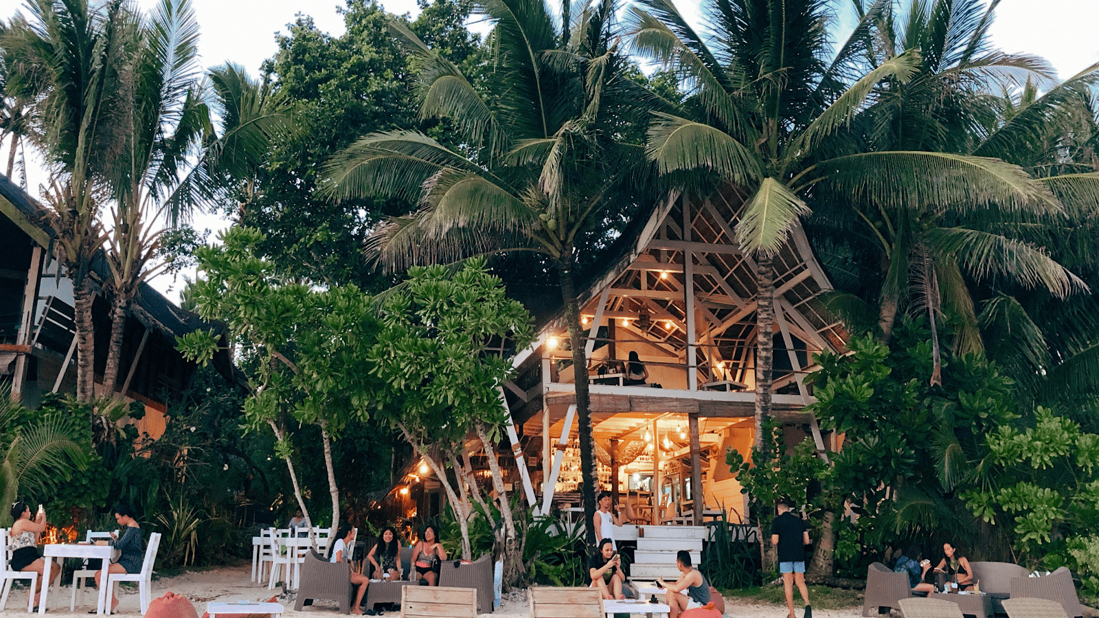 מלונות בפיליפינים 61 White Banana Beach Club — Philippines